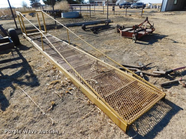 image for item BU9580 Forklift mount side scaffolding