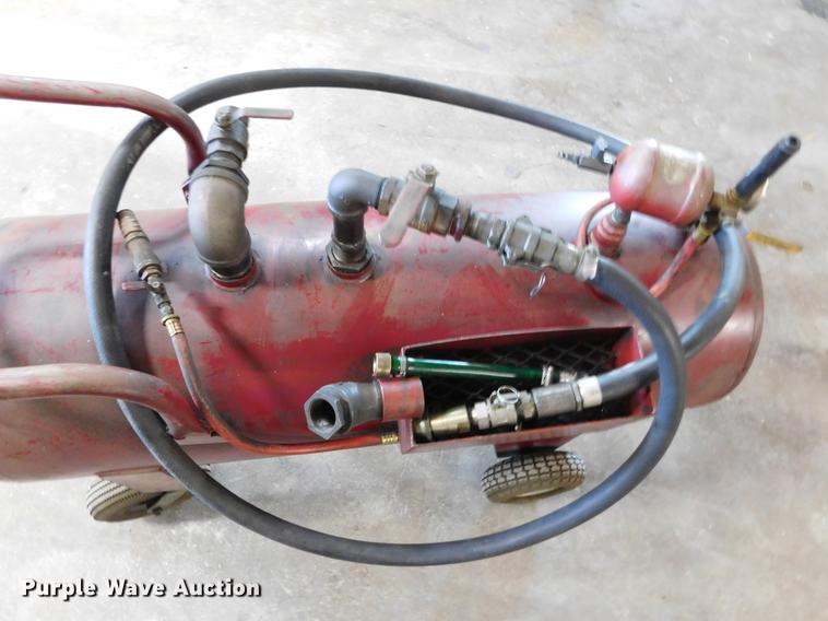 image for item BU9585 EZ Vac oil reclaimer