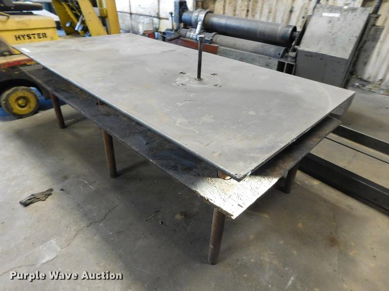 image for item BU9587 Welding table
