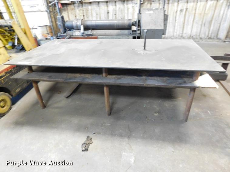 image for item BU9587 Welding table