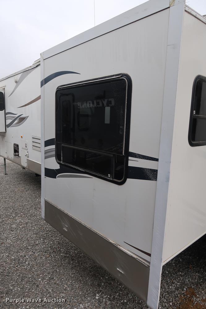 image for item DA6563 2011 Sunnybrook camper