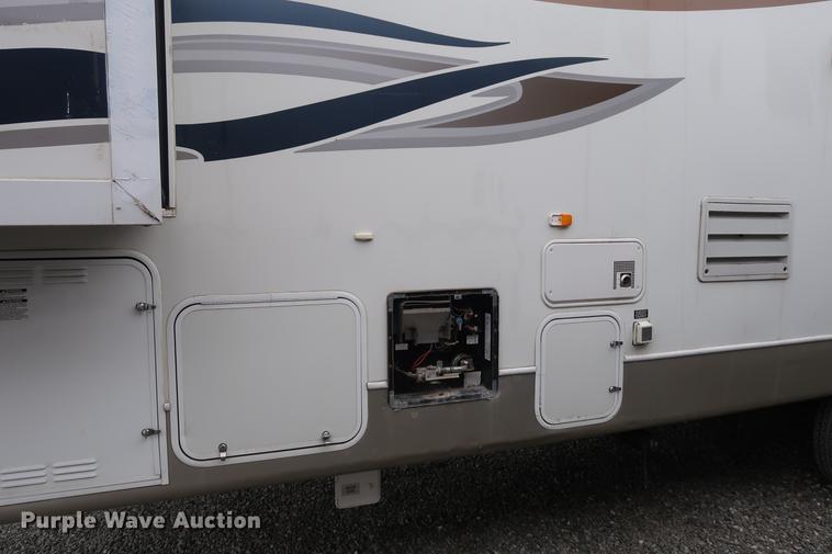 image for item DA6563 2011 Sunnybrook camper