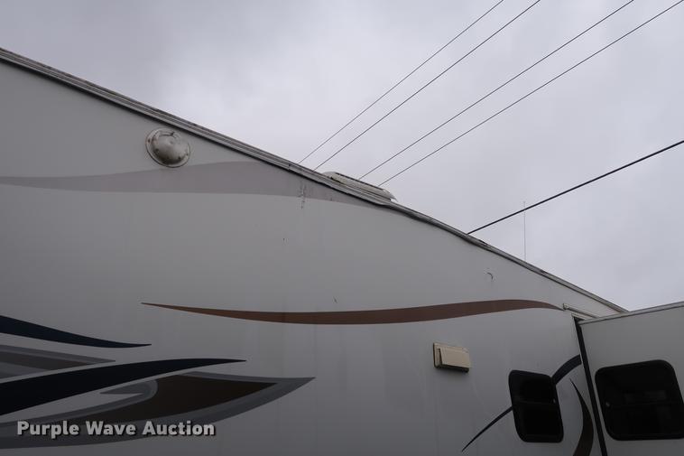 image for item DA6563 2011 Sunnybrook camper