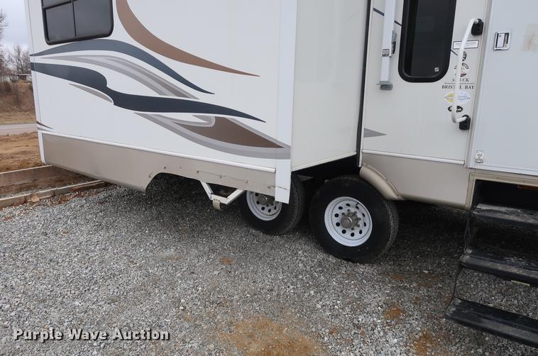 image for item DA6563 2011 Sunnybrook camper