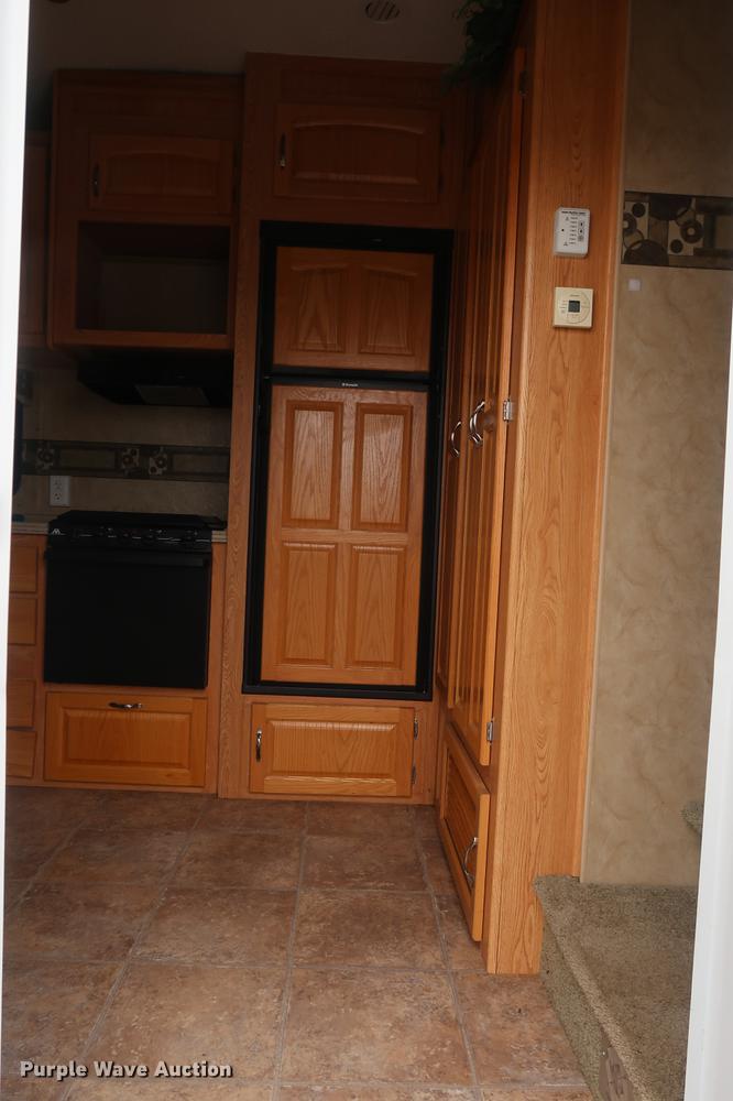 image for item DA6563 2011 Sunnybrook camper