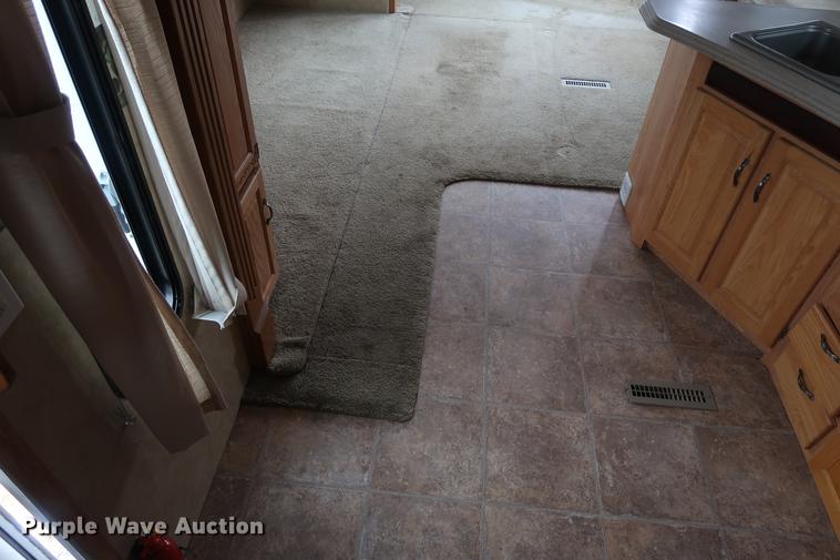 image for item DA6563 2011 Sunnybrook camper