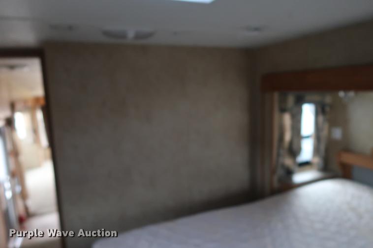 image for item DA6563 2011 Sunnybrook camper