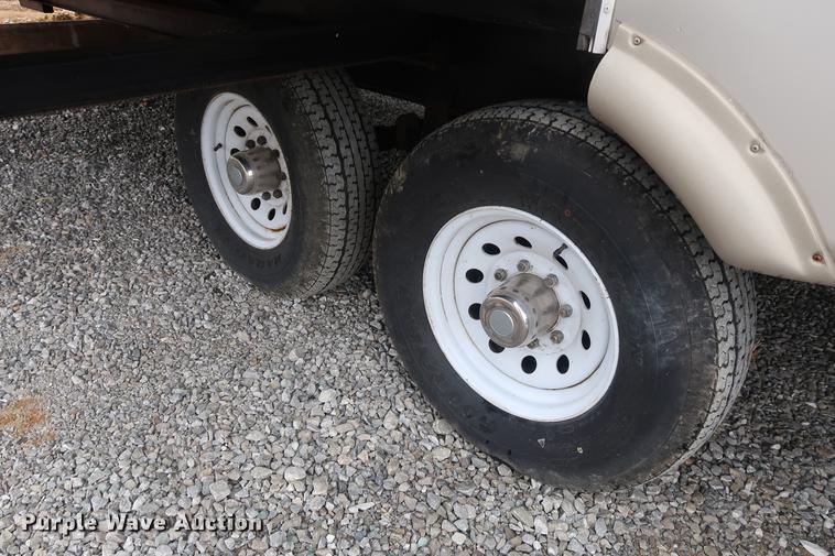 image for item DA6563 2011 Sunnybrook camper