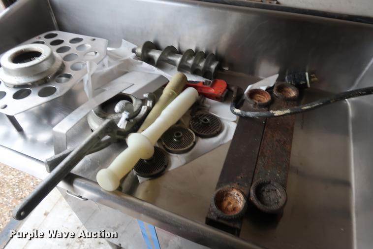 image for item DA8642 U.S. Electric G58482A meat grinder