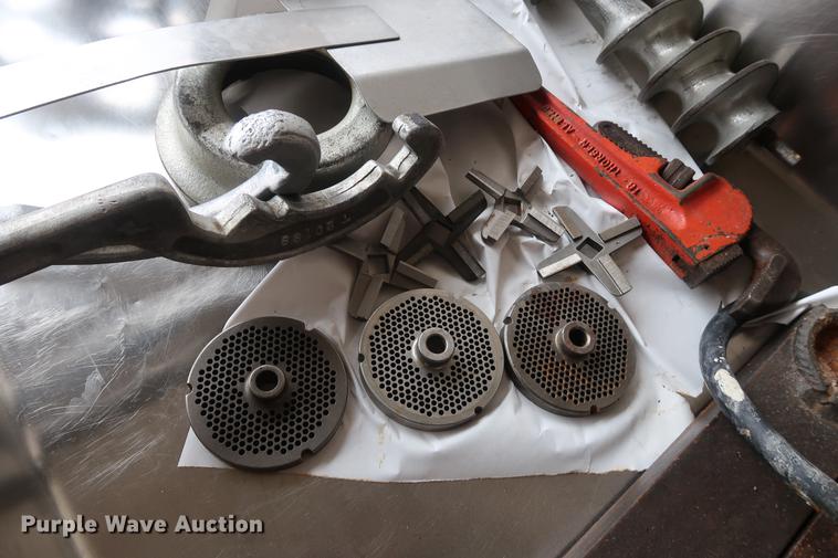 image for item DA8642 U.S. Electric G58482A meat grinder