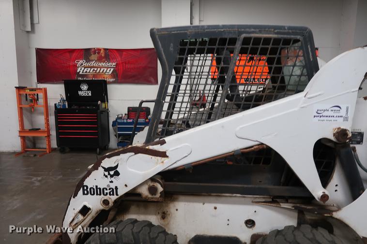 image for item DA8665 2001 Bobcat 773 skid steer