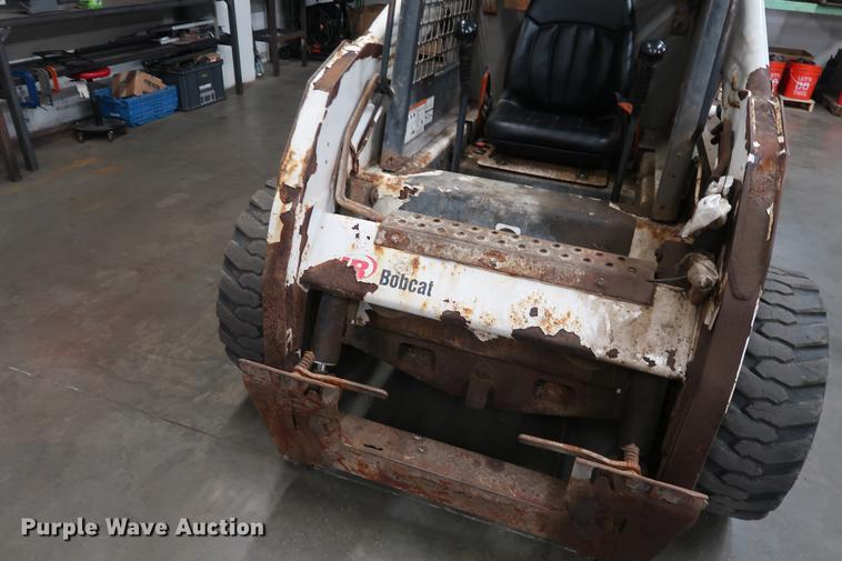 image for item DA8665 2001 Bobcat 773 skid steer