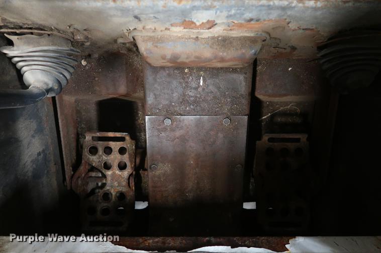 image for item DA8665 2001 Bobcat 773 skid steer