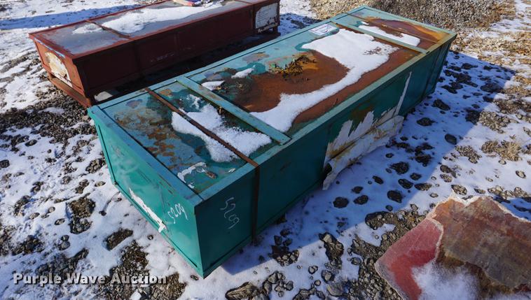 image for item DB0333 Quonset hut building