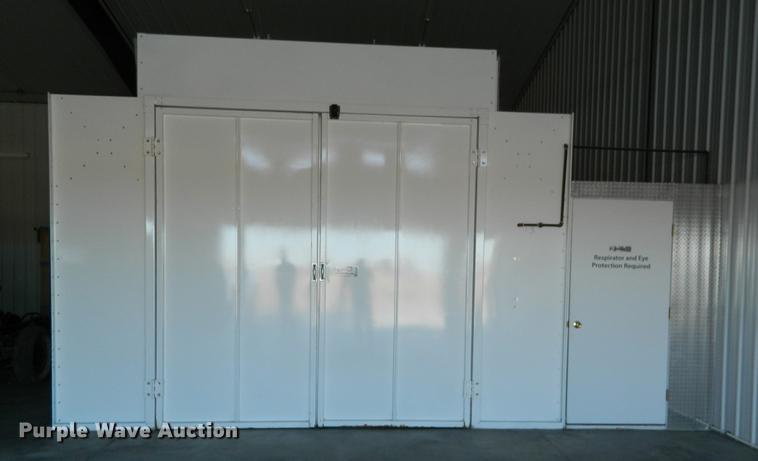 image for item DB1220 2012 Col-met paint booth