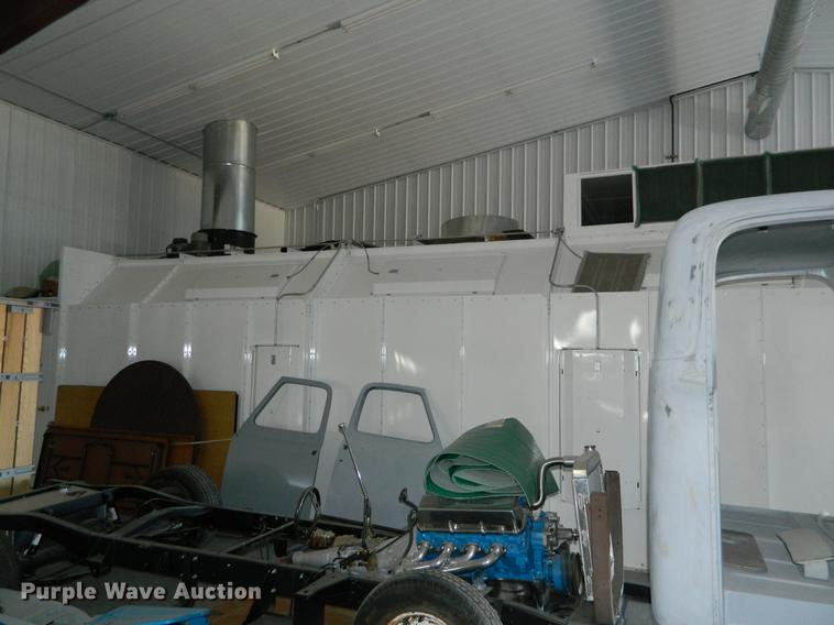 image for item DB1220 2012 Col-met paint booth