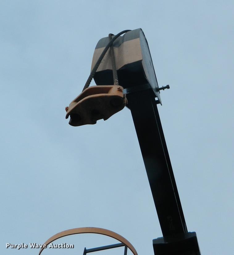 image for item DB6685 Lufkin 160 oil field pump jack