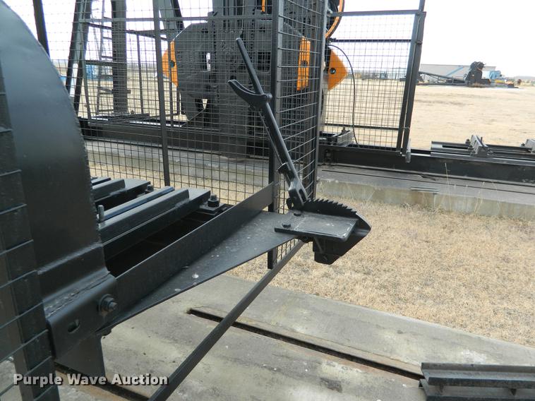 image for item DB6686 Lufkin 114 oil field pump jack