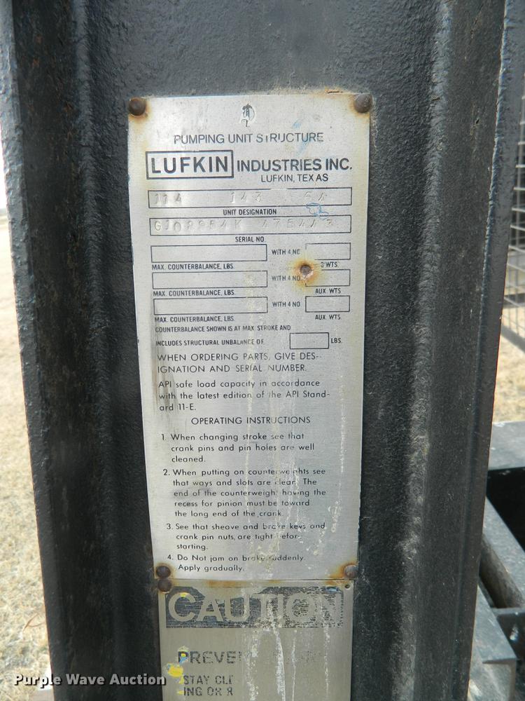image for item DB6686 Lufkin 114 oil field pump jack
