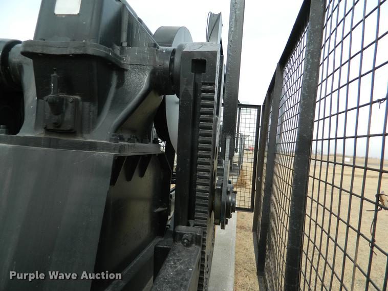 image for item DB6686 Lufkin 114 oil field pump jack
