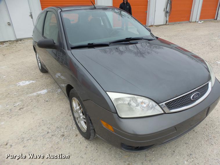image for item DB9828 2005 Ford Focus