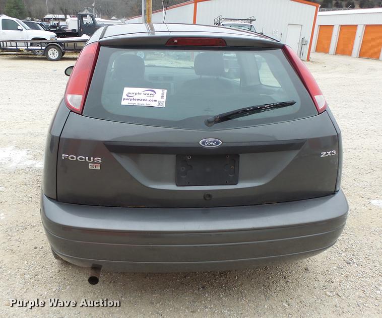 image for item DB9828 2005 Ford Focus