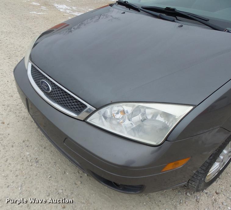 image for item DB9828 2005 Ford Focus
