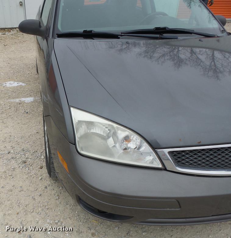 image for item DB9828 2005 Ford Focus