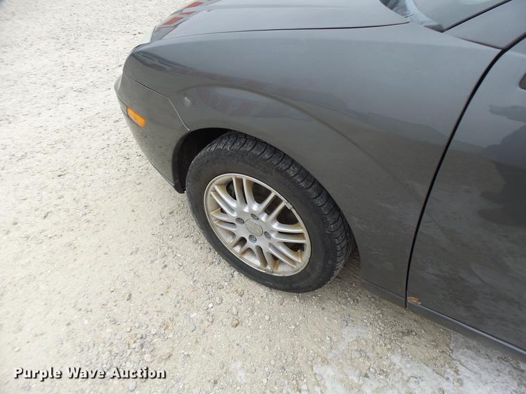 image for item DB9828 2005 Ford Focus