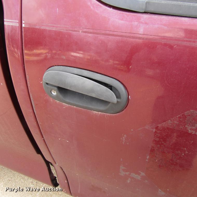 image for item DC0003 1998 Ford F150 pickup truck