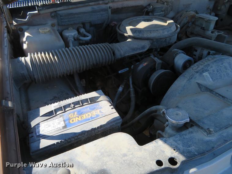 image for item DC0817 1990 Chevrolet 1500 pickup truck