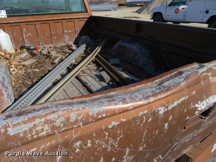 image for item DC0817 1990 Chevrolet 1500 pickup truck