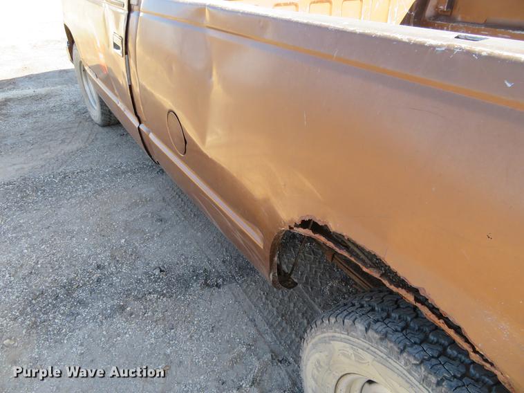 image for item DC0817 1990 Chevrolet 1500 pickup truck