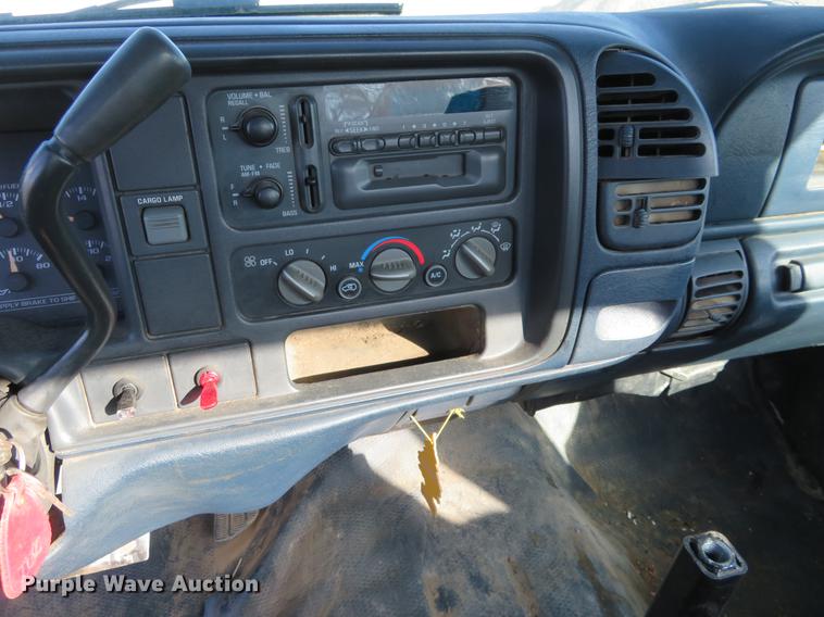 image for item DC0819 1998 Chevrolet 3500 Cheyenne utility bed truck