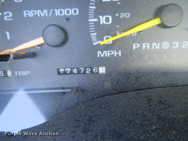 image for item DC0819 1998 Chevrolet 3500 Cheyenne utility bed truck