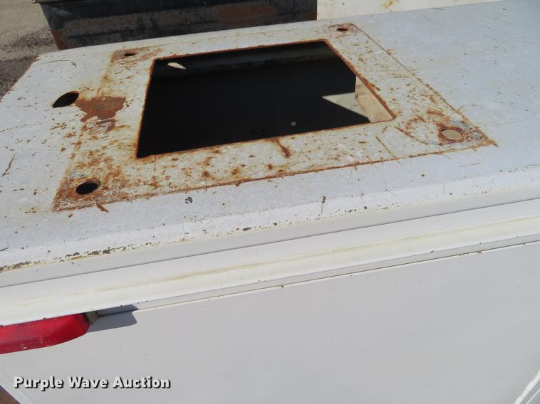 image for item DC0819 1998 Chevrolet 3500 Cheyenne utility bed truck