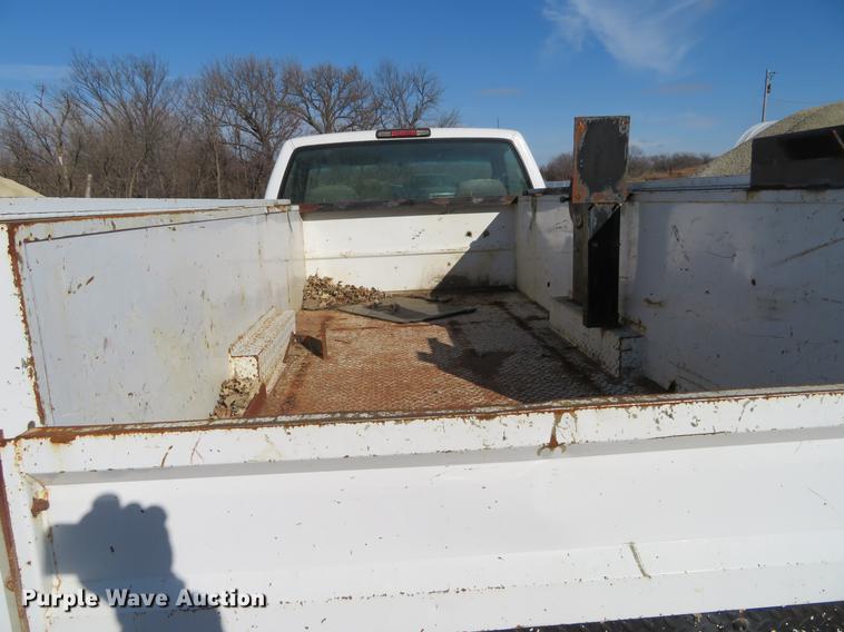 image for item DC0819 1998 Chevrolet 3500 Cheyenne utility bed truck