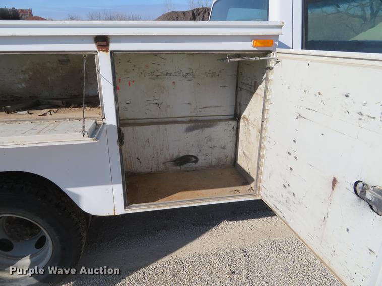 image for item DC0819 1998 Chevrolet 3500 Cheyenne utility bed truck