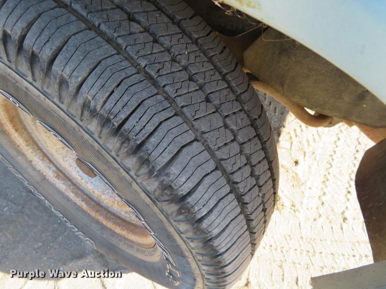 image for item DC0823 1991 Chevrolet 1500 pickup truck