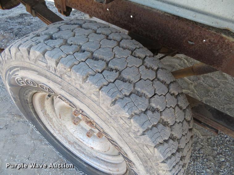 image for item DC0823 1991 Chevrolet 1500 pickup truck