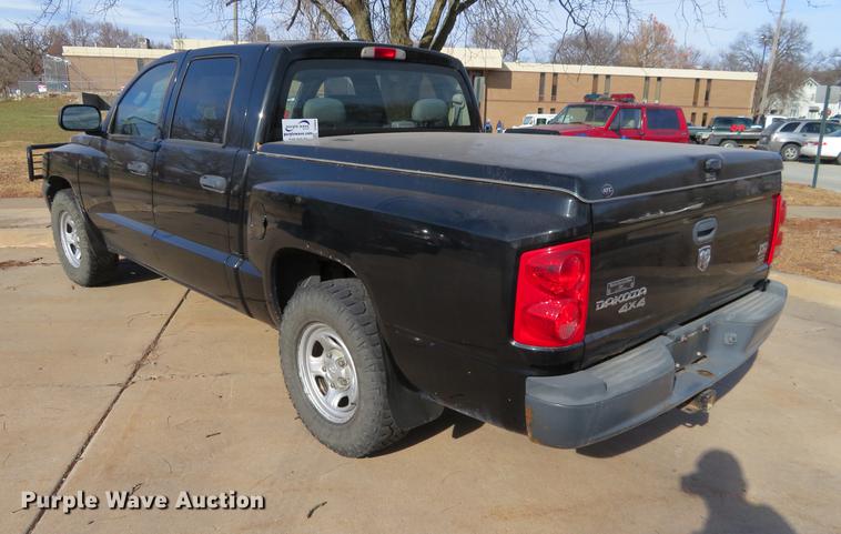 image for item DC0824 2007 Dodge Dakota pickup truck