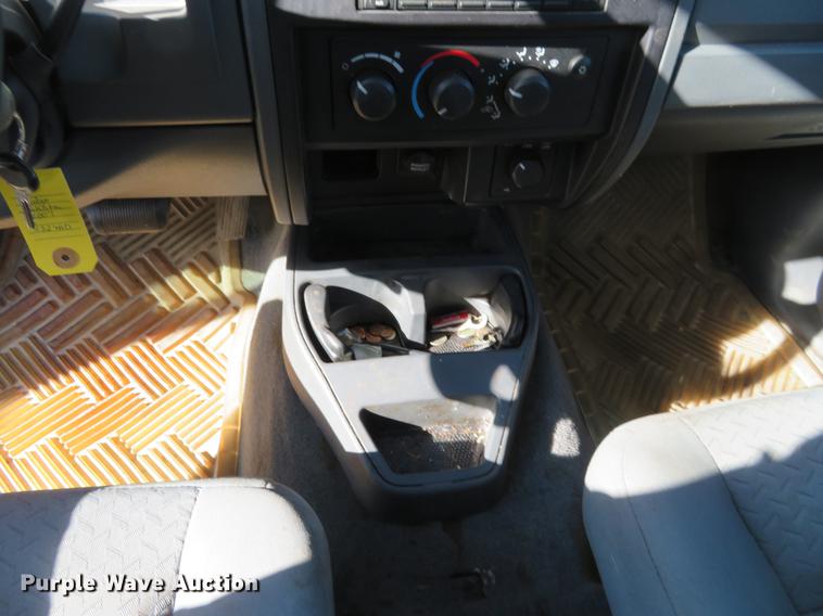 image for item DC0824 2007 Dodge Dakota pickup truck