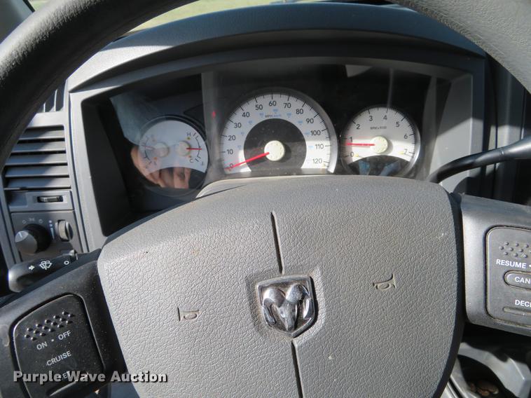 image for item DC0824 2007 Dodge Dakota pickup truck