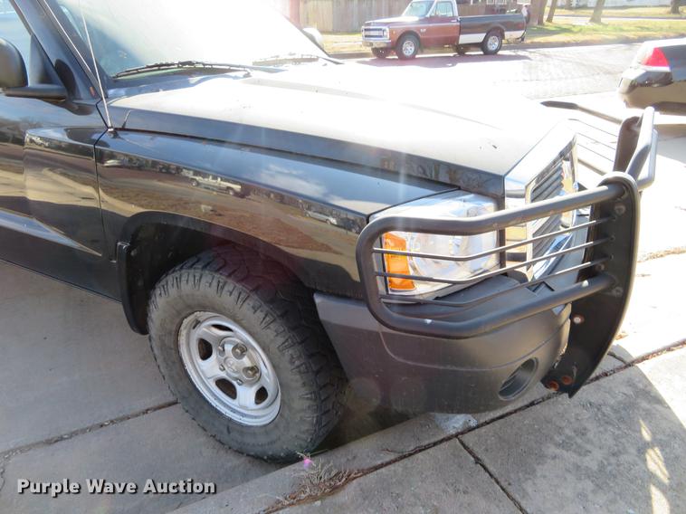 image for item DC0824 2007 Dodge Dakota pickup truck