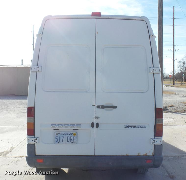 image for item DC1917 2003 Dodge Sprinter 2500 van