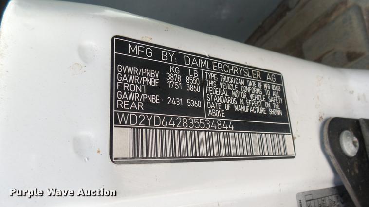 image for item DC1917 2003 Dodge Sprinter 2500 van