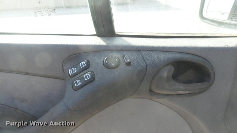 image for item DC1917 2003 Dodge Sprinter 2500 van