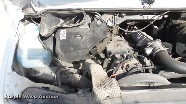 image for item DC1917 2003 Dodge Sprinter 2500 van