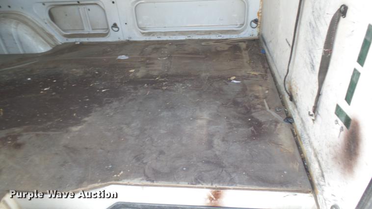 image for item DC1917 2003 Dodge Sprinter 2500 van