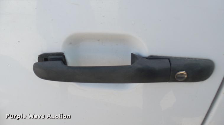 image for item DC1917 2003 Dodge Sprinter 2500 van